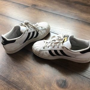 Adidas kids original sneakers